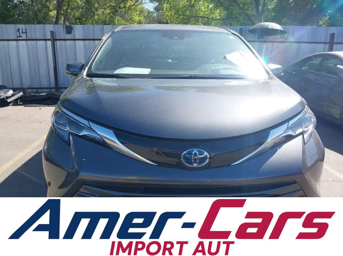 Toyota Sienna 2025 z USA — zdjęcie 9 z 14