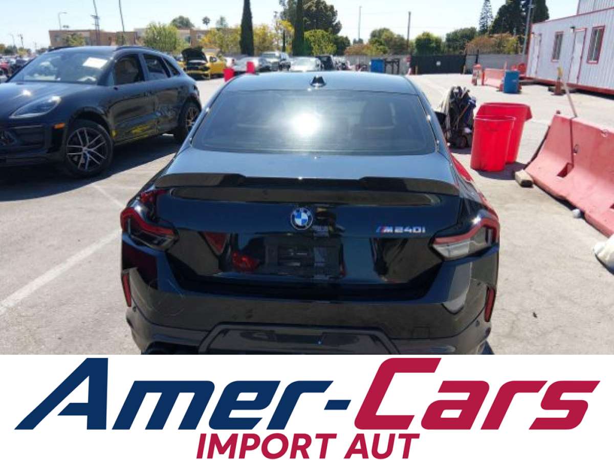 BMW M2 2025 z USA — zdjęcie 9 z 14
