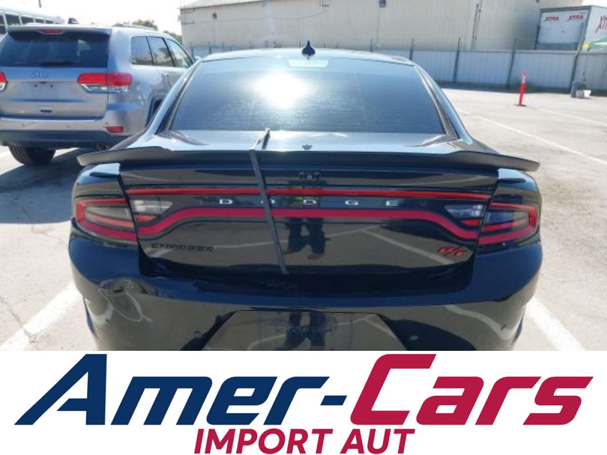 Dodge Charger 2018 z USA — zdjęcie 7 z 15