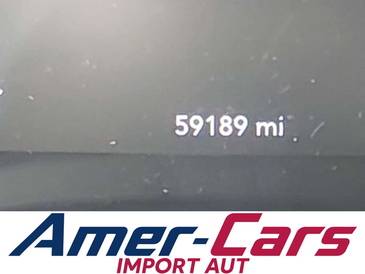 Dodge Charger 2020 z USA — zdjęcie 14 z 17