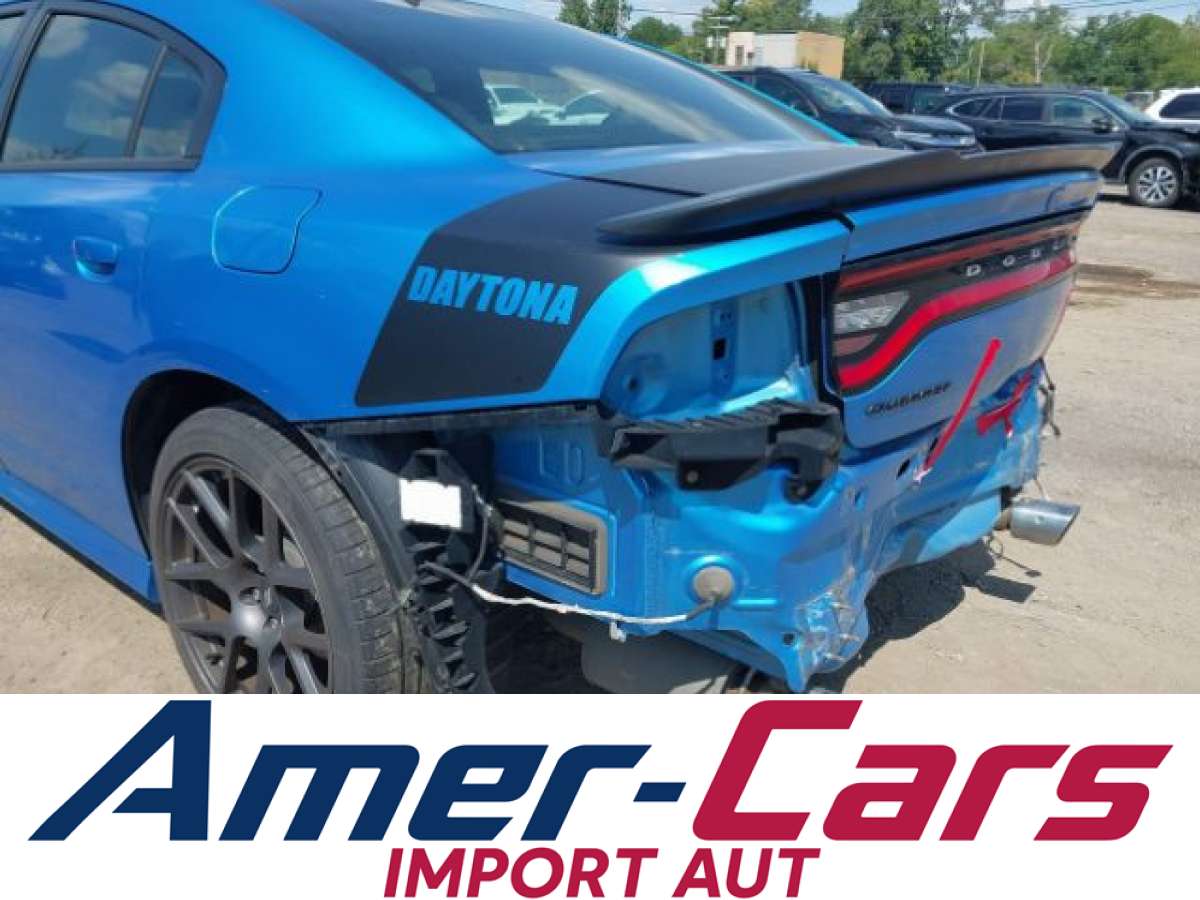 Dodge Charger 2019 z USA — zdjęcie 8 z 16