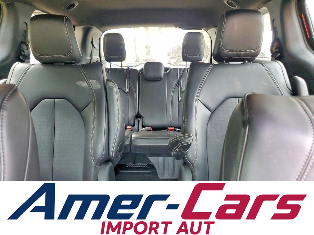 Chrysler Pacifica 2025 z USA — zdjęcie 10 z 12