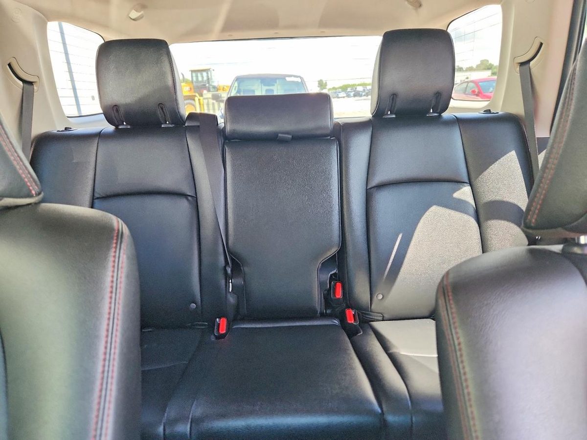 Toyota 4Runner 2020 z USA — zdjęcie 10 z 13