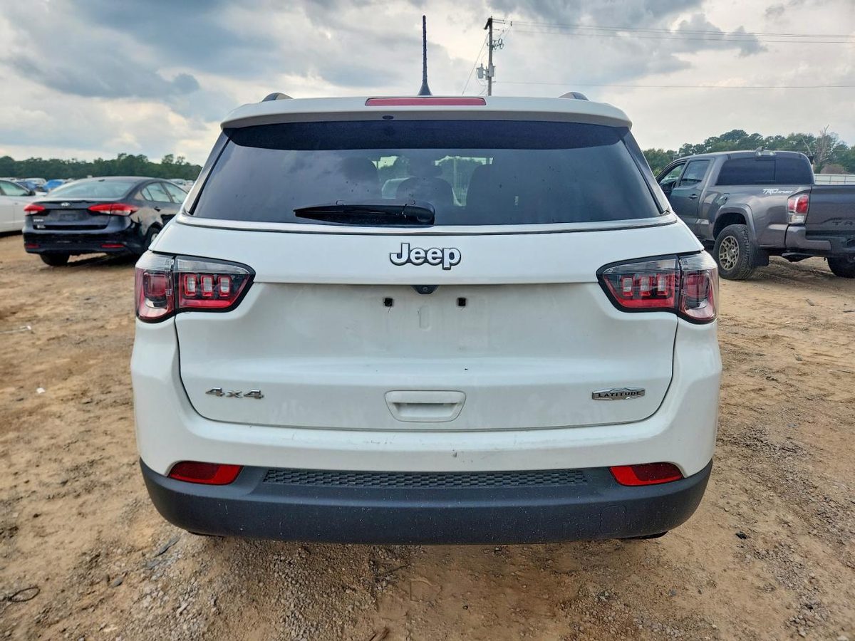 Jeep Compass 2025 z USA — zdjęcie 6 z 11