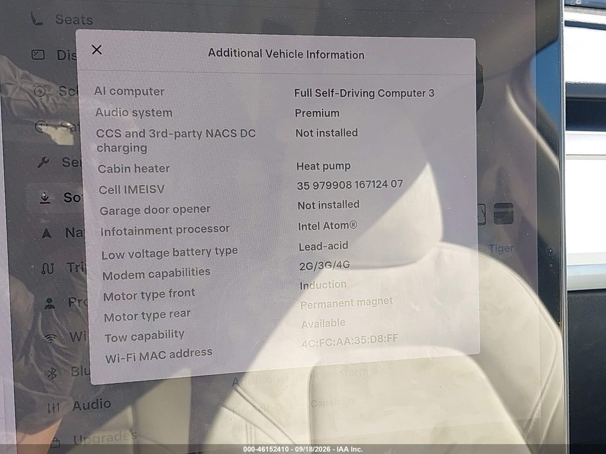 Tesla Model Y 2021 z USA — zdjęcie 16 z 18