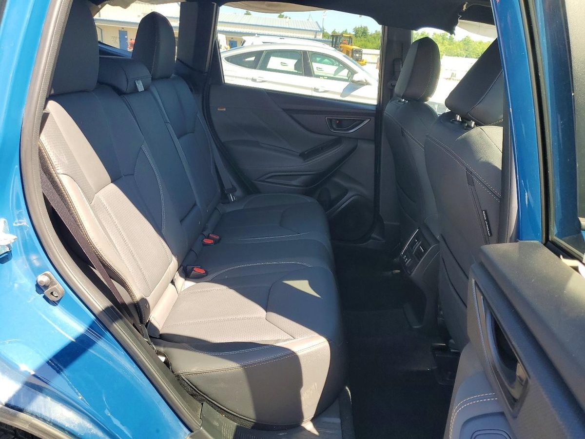 Subaru Forester 2025 z USA — zdjęcie 10 z 11