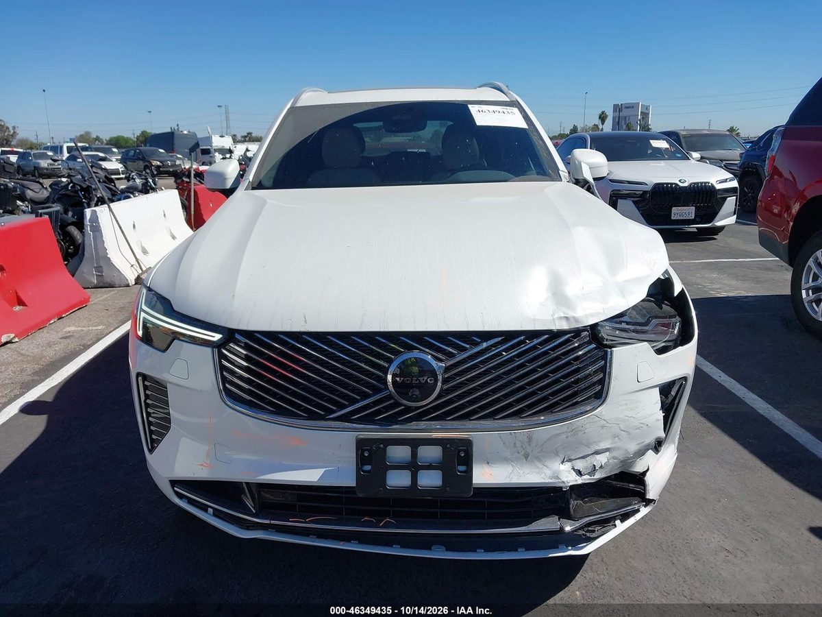Volvo XC90 PLUG-IN HYBRID 2026 z USA — zdjęcie 12 z 17