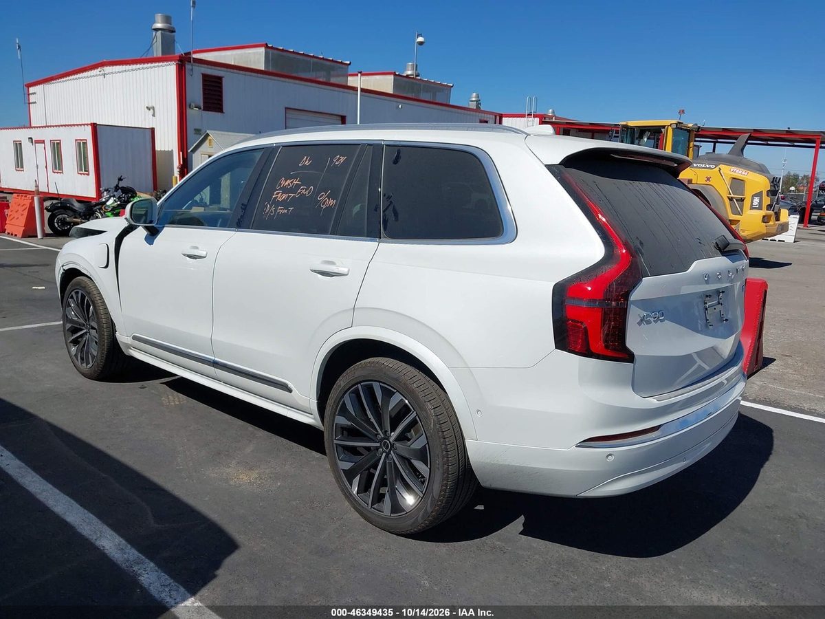 Volvo XC90 PLUG-IN HYBRID 2026 z USA — zdjęcie 3 z 17