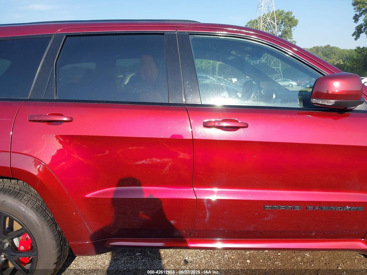 Jeep Grand Cherokee 2019 z USA — zdjęcie 14 z 17