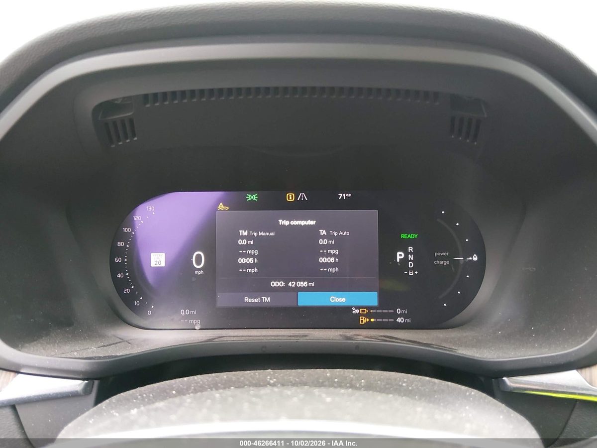 Volvo XC60 RECHARGE PLUG-IN HYBRID 2022 z USA — zdjęcie 7 z 17