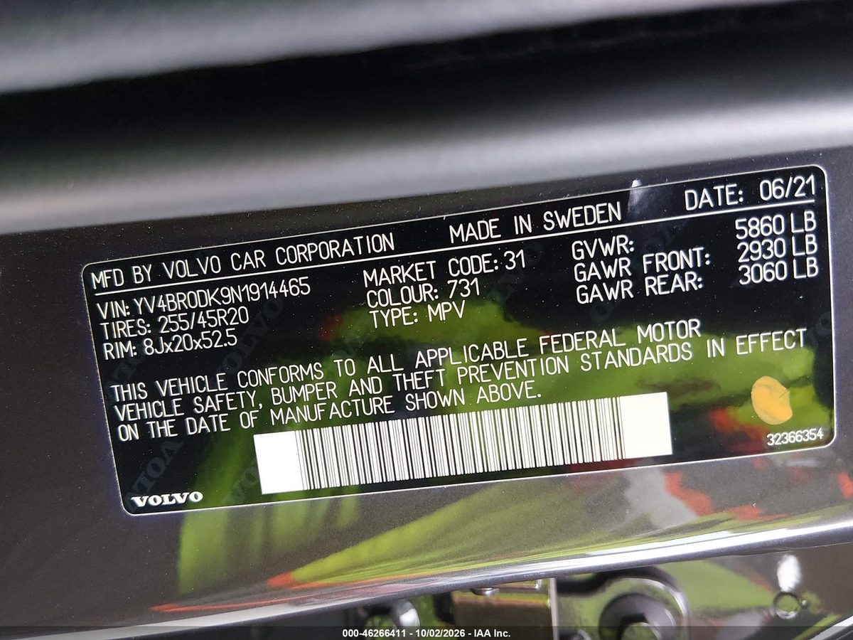 Volvo XC60 RECHARGE PLUG-IN HYBRID 2022 z USA — zdjęcie 9 z 17
