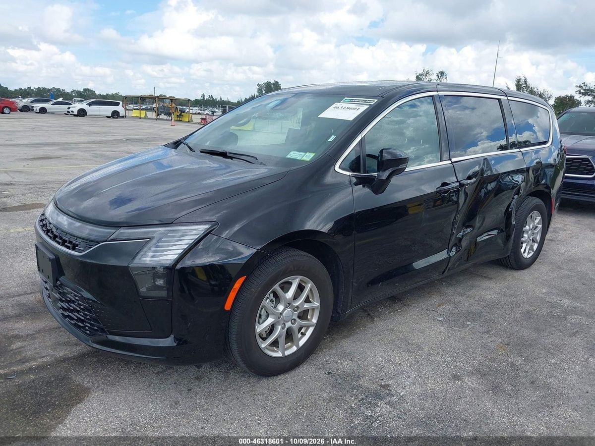 Chrysler Pacifica 2026 z USA — zdjęcie 2 z 16