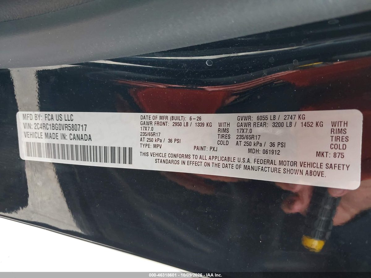 Chrysler Pacifica 2026 z USA — zdjęcie 9 z 16