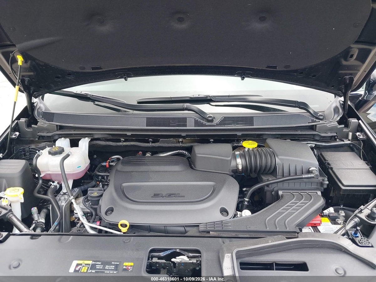 Chrysler Pacifica 2026 z USA — zdjęcie 10 z 16