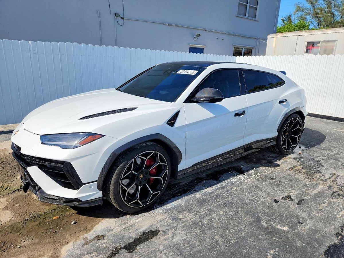 Lamborghini Urus 2024